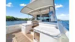 50 SPORTS MOTOR YACHT - Riviera yacht sale