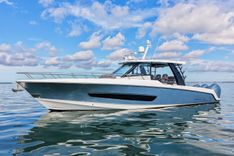 best yacht sales deals na - Boston Whaler