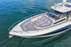 Buy a yacht na 2023