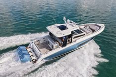 best yacht sales deals na - Boston Whaler