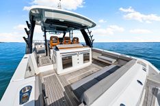 Buy a na 420 Outrage at Shestakov Yacht Sales