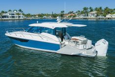 NEXT LEVEL - Tiara yacht sale