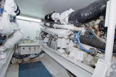 Стоимость яхты Beach House III 53 Convertible