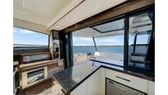 Buy a yacht TO LIFE - PRESTIGE