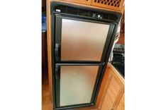 Zeus 1990 yacht sale