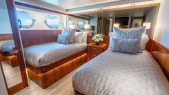 Buy a KEMOSABE 112 at Shestakov Yacht Sales