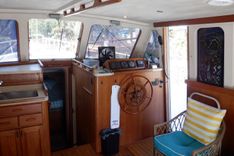 Seaglass 350 Trawler