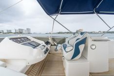 the best price on 2008 SUNSEEKER MANHATTAN 70 Manhattan 70