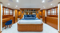 best yacht sales deals B HAPPY 2004