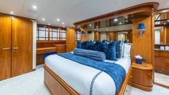 the best price on B HAPPY Capri Skylounge