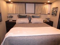 SHEPSL X Flushdeck with Flybridge