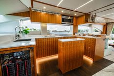 Buy a yacht INDIGO SKYLOUNGE