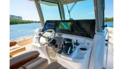 best yacht sales deals 42 Lujo 2026