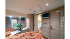 ENCHANTRESS 65 price