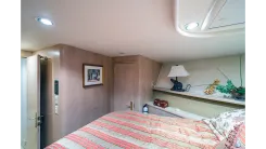 the best price on ENCHANTRESS - Hatteras