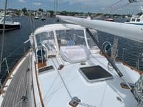 the best price on REDSTART 44