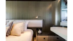 Лучшая цена на MANHATTAN 68 - Sunseeker