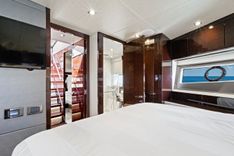 Smitten - Sunseeker yacht sale