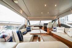 Buy a yacht Endeavor F55