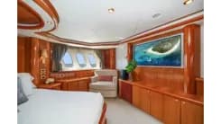 Buy a VANGUARD 82 at Shestakov Yacht Sales