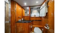 best yacht sales deals VANGUARD 2005