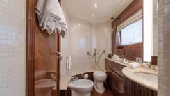 LET IT BE 118 yacht sale