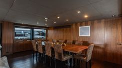 DESEO - Sunseeker yacht sale