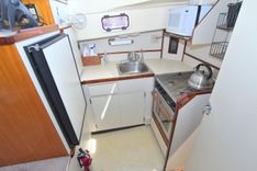 best yacht sales deals Escapade 31 Troll