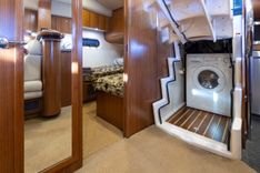 Buy a yacht La Dulce Vida 2005