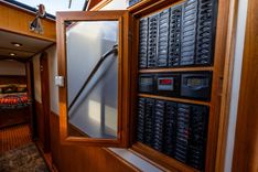 Buy a yacht Patriot 2007