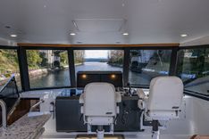 best yacht sales deals Island Breeze - Ocean Alexander