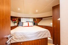 best yacht sales deals Island Breeze 72 Pilothouse
