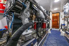 Island Breeze - Ocean Alexander