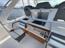 best yacht sales deals Flueid Drive - Tiara