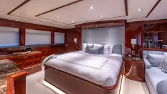 the best price on KASHMIR 2008