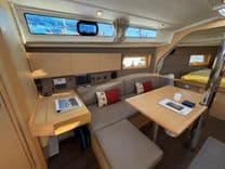 NEW LATITUDE Oceanis price