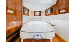 Buy a yacht 56 Suenos GIX - HCB