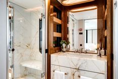 the best price on TYCOON - Azimut Yachts