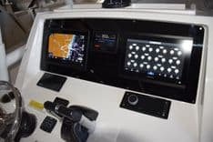 Buy a yacht OZ - INTREPID POWERBOATS INC