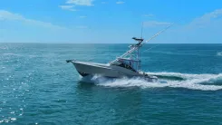 Buy a yacht Tiburon 410 Express