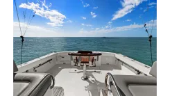 best yacht sales deals Tiburon 410 Express