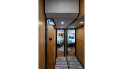 Продажа яхты MONARCH 52 Fly