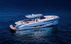 best yacht sales deals 60 Sport Turismo - SOLARIS POWER