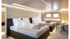 the best price on NUMARINE 40MXP