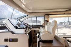 the best price on Auora 60