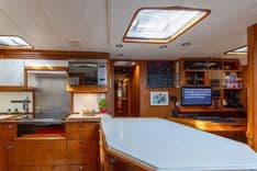 ROAD TAKEN SW80 Deck Saloon