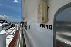 the best price on La Mer - CUSTOM