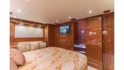 the best price on MALOU 620 PIlothouse