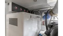 the best price on MALOU 62