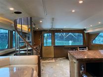 Купить 65' Viking 2000 Convertible 65